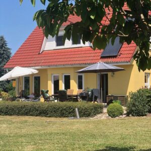 Einfamilienhaus Energieeffiziensklasse B mit E-Ladestation für Automobile