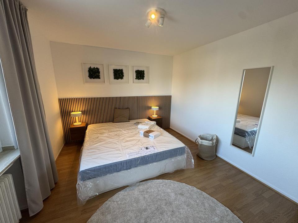 Wohnen im Grünen hochwertig möblierter Erstbezug mit Balkon, Parkplatz & ICE-Nähe – Bild 2