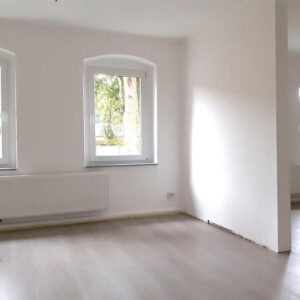 NEU SANIERT! 3R-Wohnung mit Stellplatz 80 m² (EBK) ***Vermieter-Bonus 2 Kaltmieten geschenkt***