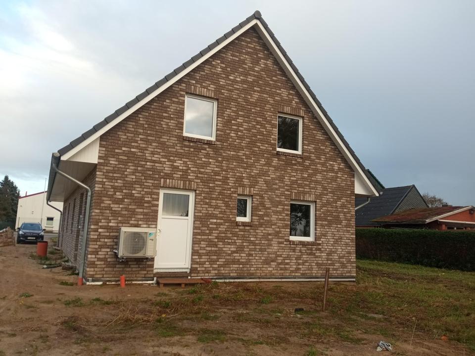 Doppelhaushälfte in Averlak schlüsselfertig zu verkaufen – Bild 3