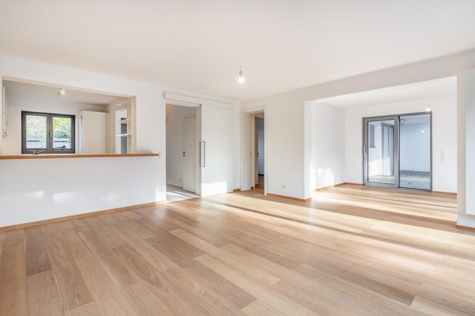 Modernes Familienhaus nahe der Elbe – Ruhiges Wohnen in Rissen – Bild 3