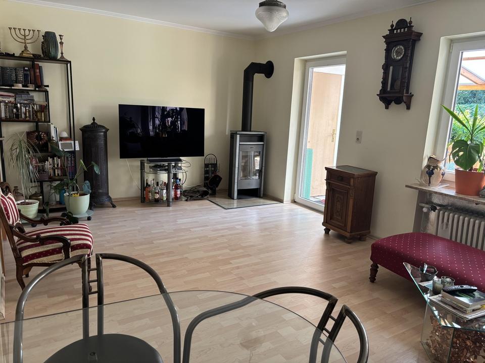 Charmantes Reihenmittelhaus mit Garten, Garage - Ruhige Lage in Dachau – Bild 5