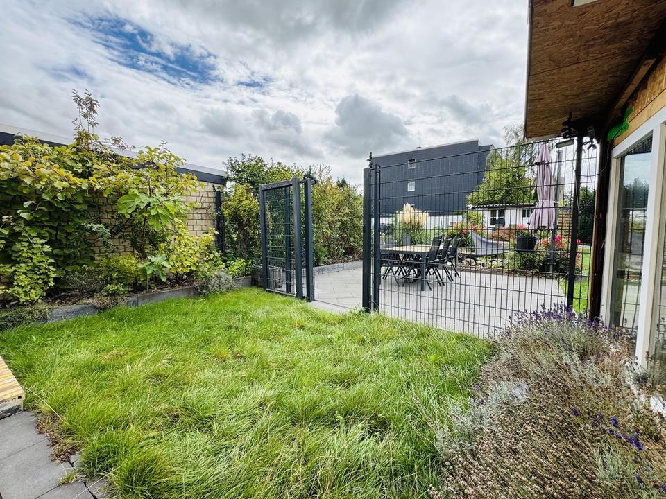 100% bezugsfrei! Mehrgenerationen Haus. Freistehend, Provisionsfrei. EFH mit ELW – Bild 28