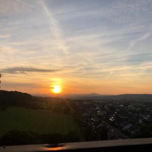 Licht, Weitblick, Wohlgefühl – 2,5-Raum-Wohnung mit Balkon & Aufzug, provisionsfrei