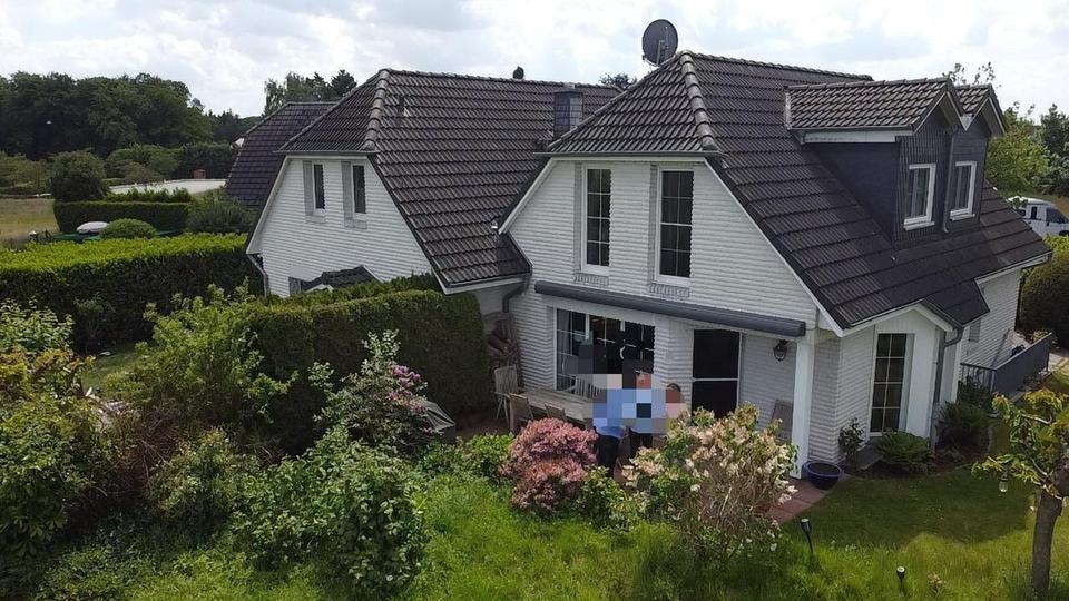 „Reserviert!“ Wunderschöne Doppelhaushälfte mit Blick über die Felder