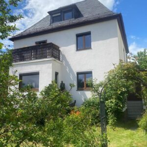 Provisionsfrei! Einfamilienhaus mit Einliegerwohnung