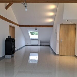 Helle 2,5 Zimmer Dachgeschosswohnung in Albershausen  **ohne Makler**