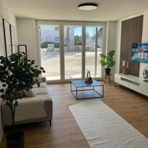 Neubau: Schöne energieeffiziente 4- Zimmer-Wohnung