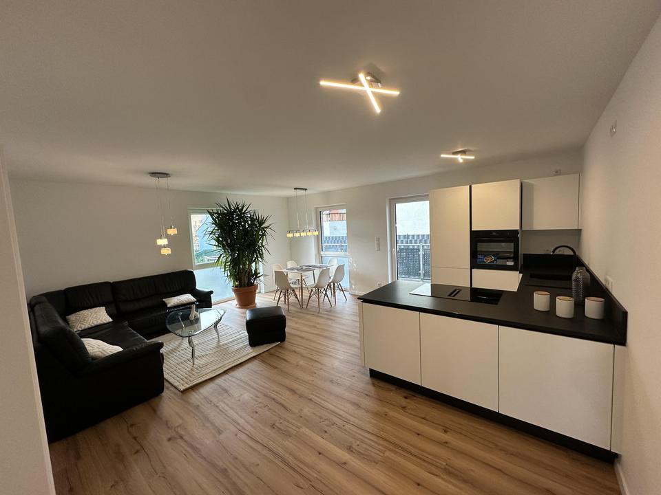 Wow !! 3 Familienhaus + Lift+ Garagen +Keller+Stellplätze – Bild 10