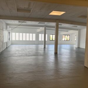 Lager-/Produktionsfläche von 10 bis 4000 qm flexibel (von 3 bis 8 m Deckenhöhe)