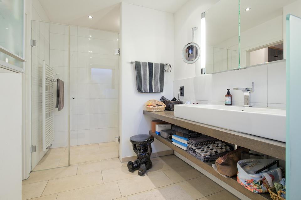 Schicke Architekten-DHH, 3 Kinderzimmer, ruhige grüne Lage, sehr gepflegt, Toplage Nbg-Worzeldorf – Bild 16