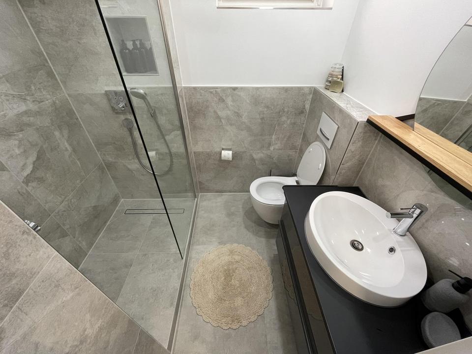 *Privat* Stilvoll modernisierte 3,5 Zimmer Wohnung in Wiesbaden – Bild 9