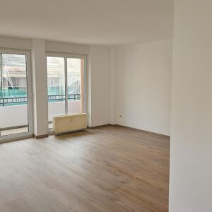 Einbauküche, Balkon und 3 Zimmer / Innenstadtlage