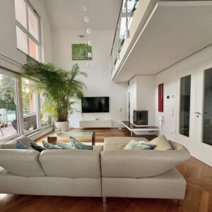 Großzügige, lichtdurchflutete DG-Maisonette Wohnung - Fasangarten