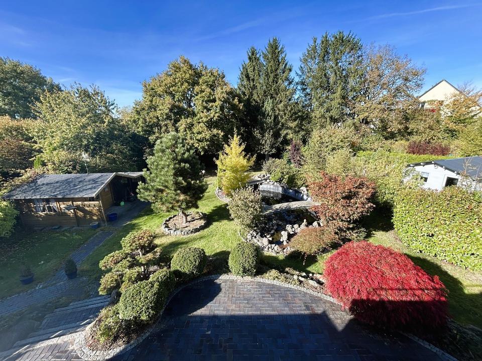 Zweifamilienhaus mit Gartenidylle in Spielstraßenlage – Bild 5