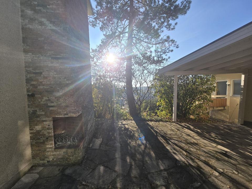 Anwesen mit fantastischer Aussicht – Bild 13