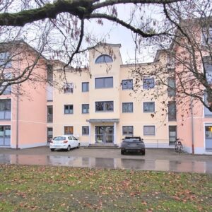 Charmante, helle 3-Zimmer-Wohnung mit großem Balkon in Mering
