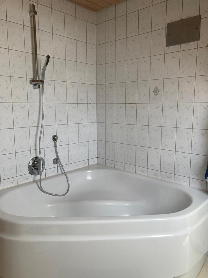 Sonnige Wohnung mit Charme und viel Platz – Bild 17