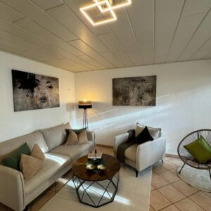 Top! Möblierte - Gartenwohnung mit WLAN