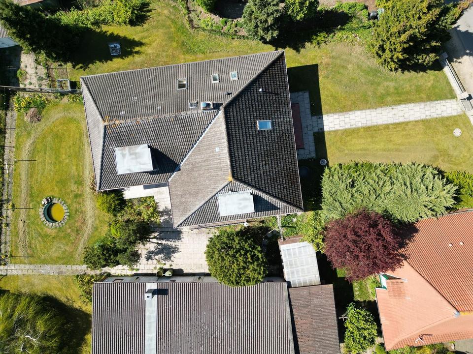 Provisionsfrei: Ostseenahes EFH/ZFH mit 212 m2, 1.347 m2 eigenem Grundstück & 4 Garagen – Bild 5