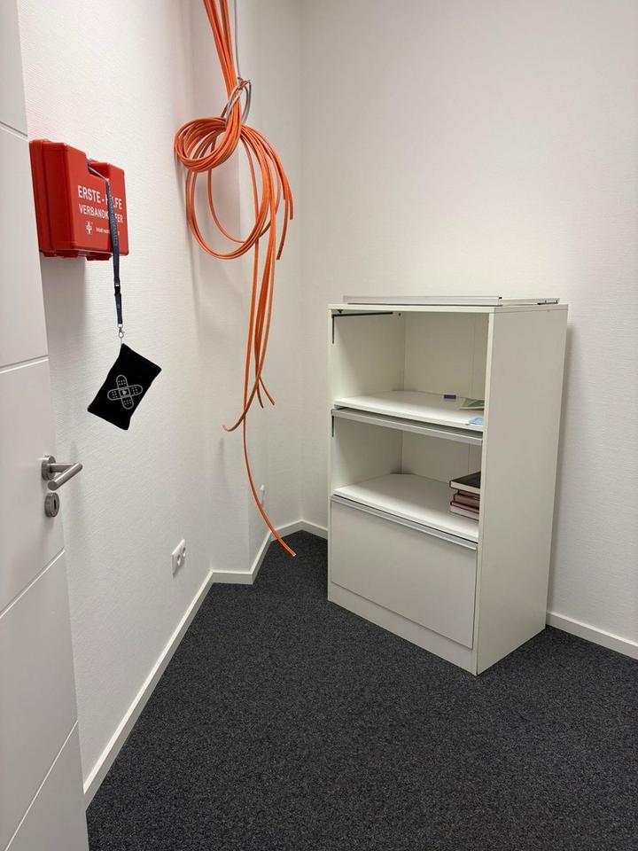 Büro oder Gewerbe Einheit (100qm 50qm oder 70qm) in Zeven zu vermieten – Bild 10