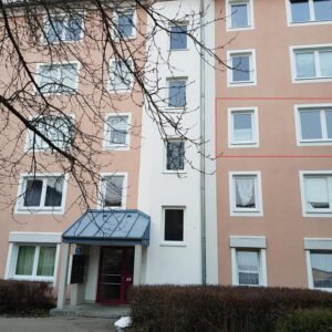 ++Provisionsfrei++ gepflegte 3-Zimmer-Wohnung mit Balkon u. TG ++