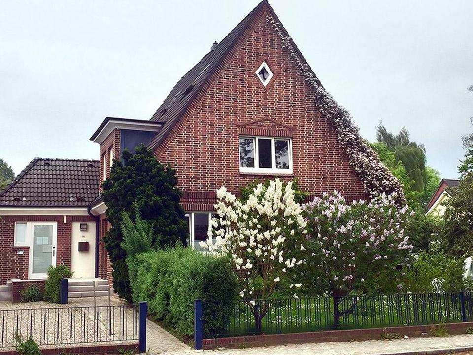 Wunderschönes Rotklinkerhaus im Herzen von Hamburg-Nienstedten
