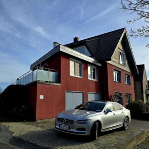 5 Zimmer, 2 Balkon, Kamin, Solarzellen