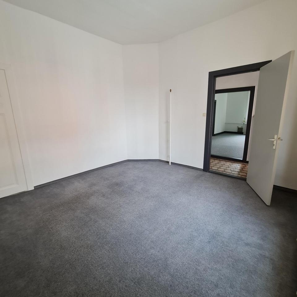 Büro ebenerdig, ruhig, Option auf 2 Pkw - Stellplätze – Bild 10