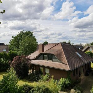 Einzigartige 8-Zimmer-Klinker-Villa (210m²) + 1.066m² Grundstück in Vecheldes Toplage zum Wachküssen