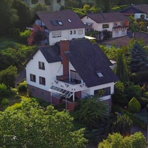 Einfamilienhaus mit Einliegerwohnung