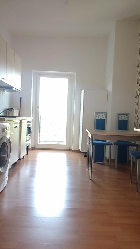 4 Zi. Wohnung mit Balkon und Badewanne – Bild 7