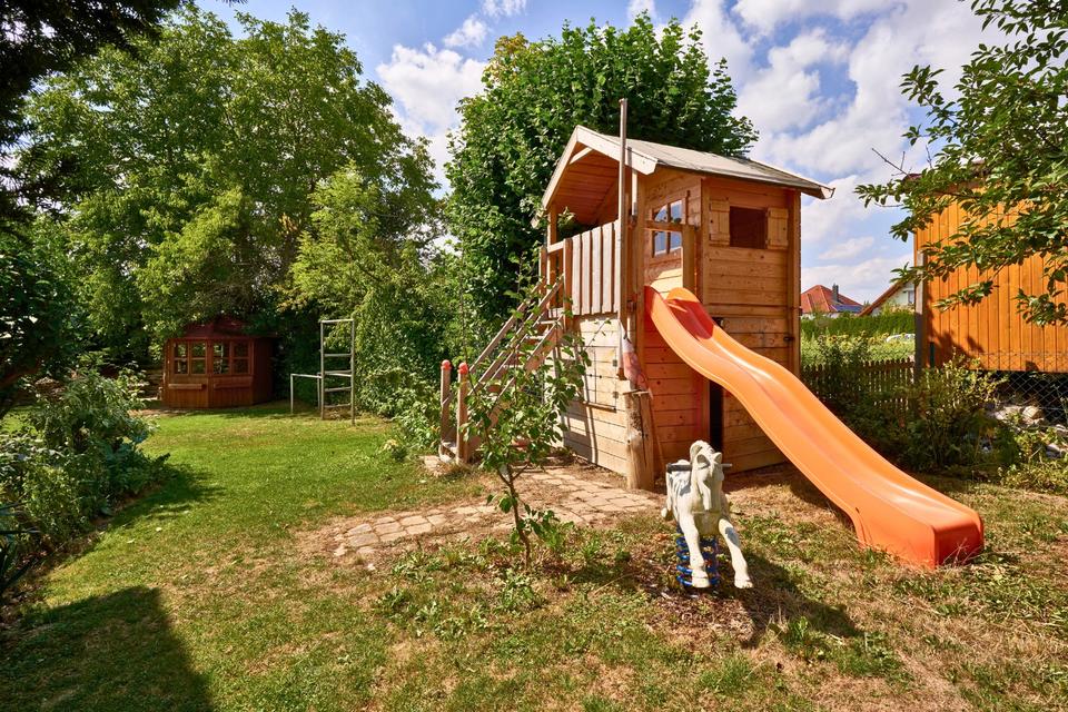 ATTRAKTIVES ANWESEN MIT WOHN- UND GEWERBEEINHEITEN IN LAUINGEN – Bild 21