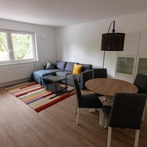 Voll möblierte 2-Zimmer Wohnung in zentraler Lage