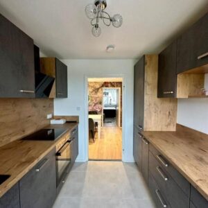 möbliertes Zimmer in 4er-Wohngemeinschaft *luxussaniert!*