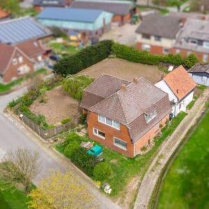 Einfamilienhaus oder als Doppelhaus bzw. Zwei-Generationen-Haus Zum Kauf