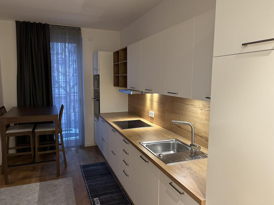 Sonnige 2-Zimmer Wohnung mit Balkon in Charlottenburg - nähe Deutsche Oper – Bild 6