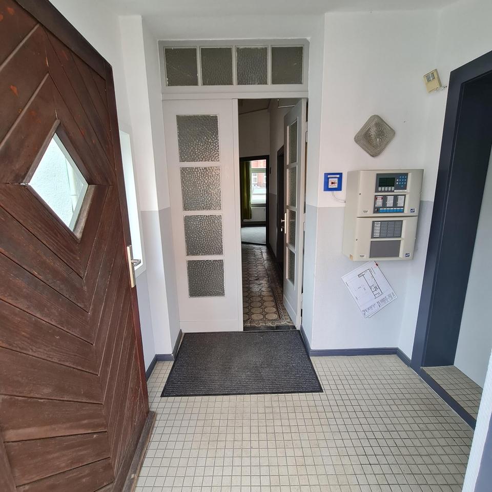 Büro ebenerdig, ruhig, Option auf 2 Pkw - Stellplätze – Bild 3