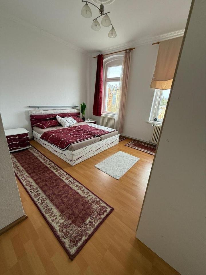 4 Zi. Wohnung mit Balkon und Badewanne