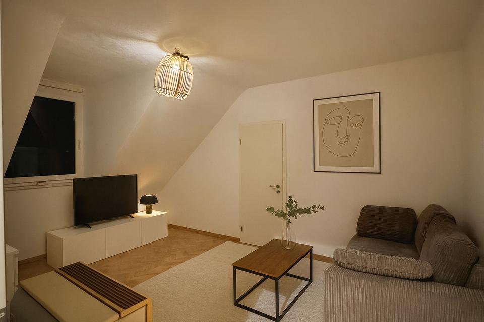 Stilvolle und möblierte 2-Zimmer-Wohnung in Stuttgart-West