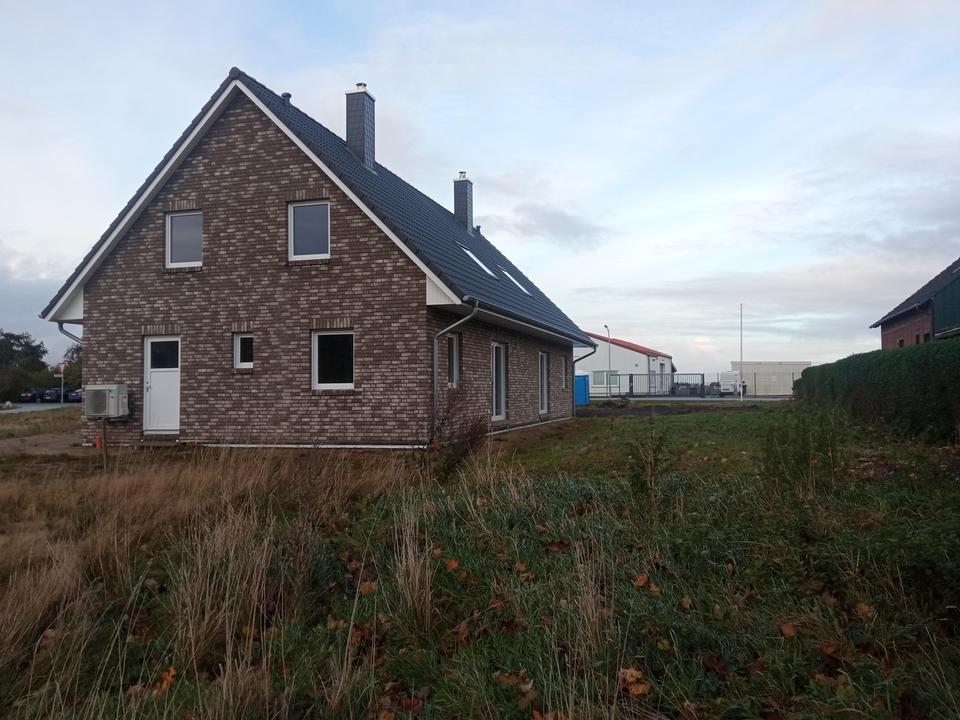 Doppelhaushälfte in Averlak schlüsselfertig zu verkaufen – Bild 4