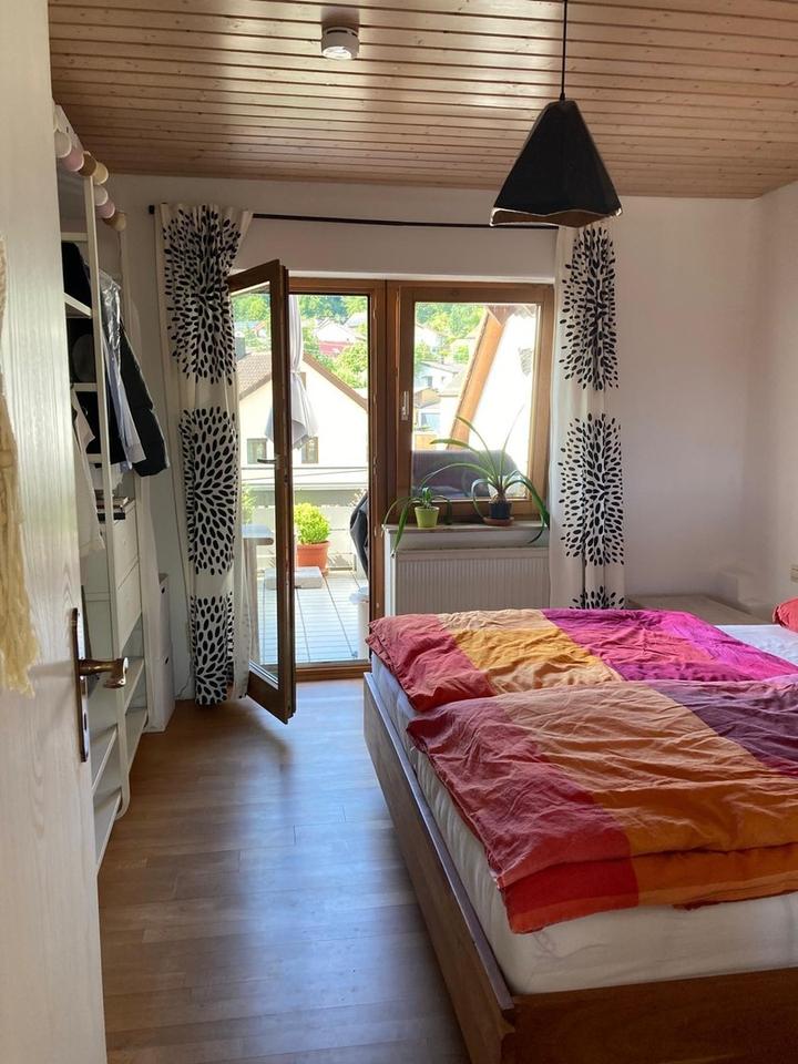 Sonnige Wohnung mit Charme und viel Platz – Bild 8