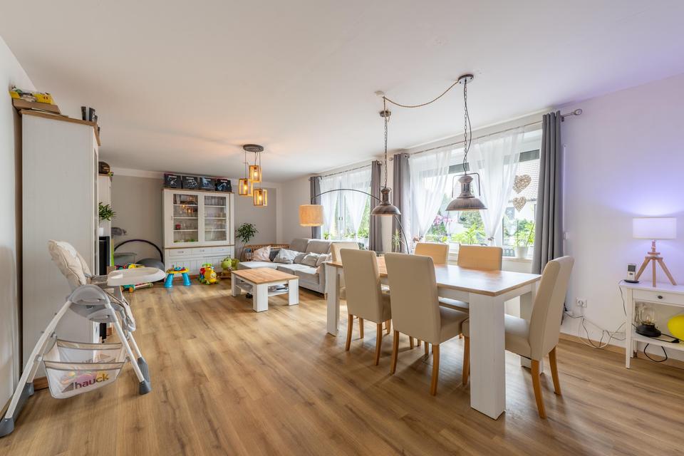 PROVISIONSFREI! Haus mit Einliegerwohnung, PV & Top-Lage am Ende der Straße – Bild 8