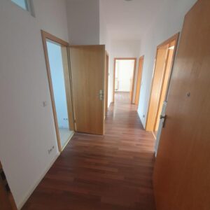 Helle 3Zimmer-Wohnung mit neuem Balkon nähe Bahnhof