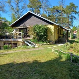 Ohne Provision: 101 m² + 36 m² auf großzügigem Grundstück warten auf Sie