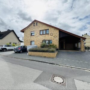 100% bezugsfrei! Mehrgenerationen Haus. Freistehend, Provisionsfrei. EFH mit ELW