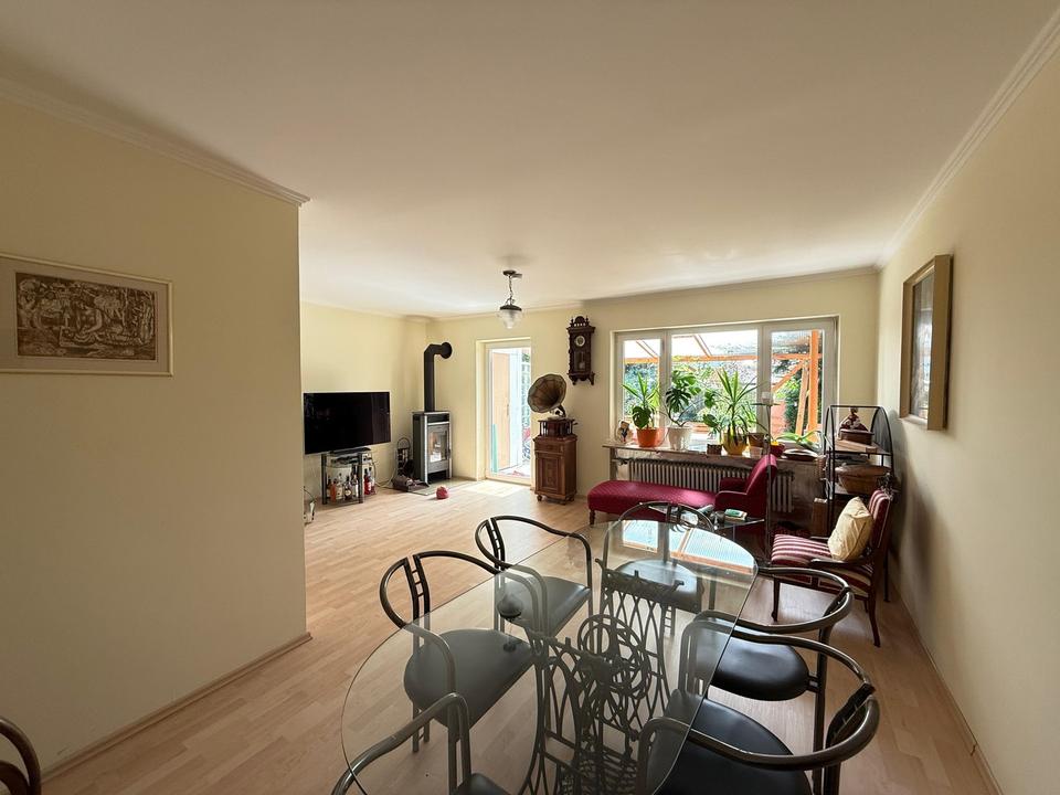 Charmantes Reihenmittelhaus mit Garten, Garage - Ruhige Lage in Dachau – Bild 4