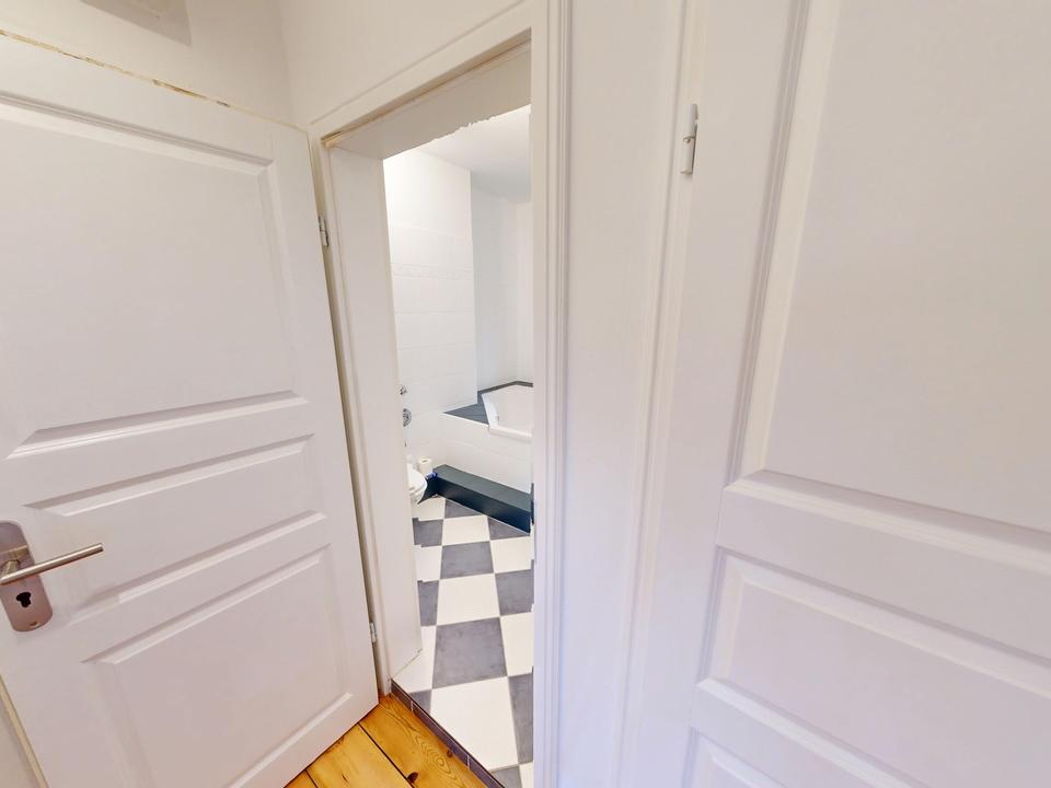 Charmante, frisch renovierte 2,5-Zimmer-Whg. mit Balkon – ruhig gelegen am Rand des Schanzenviertels – Bild 4