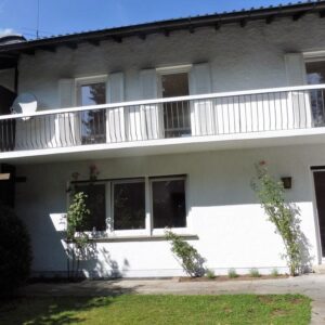 Doppelhaushälfte renoviert mit Garten in Memmingen, möbliert zu vermieten