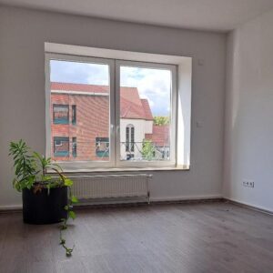 Möblierte Wohnung / Vorübergehender Gebrauch / Pauschale NK // 3-Zimmer-Wohnung mit Balkon